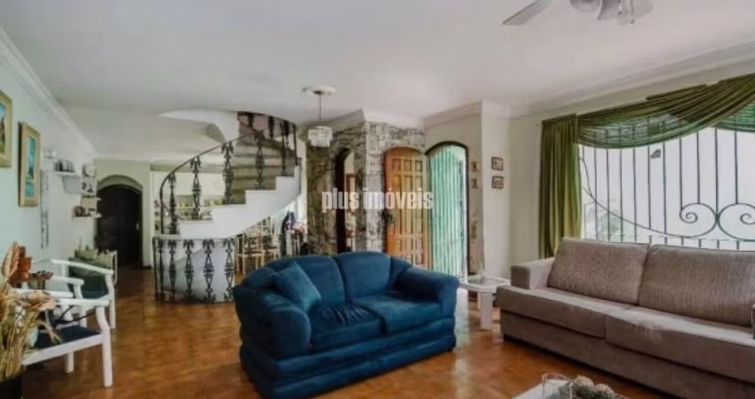 Sobrado à venda - Alto de Pinheiros