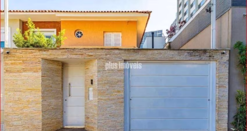 JARDIM PAULISTANO 220,0M² ÁREA CONSTRUIDA, 220,0M² DE TERRENO , 3 QUARTOS, SENDO 1 SÚITE,  4 VGAS