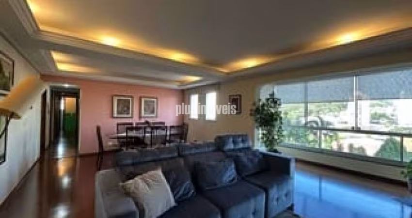 Apartamento à Venda Morumbi, 156m², 4 Dormitórios, sendo 3 Suítes, Lavabo e 3 Vagas por R$860.000,00