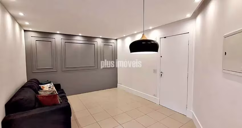 Apartamento tipo loft com sala/dormitorio/cozinha americana/banheiros/sacada fec vidros, 02vgs+dep
