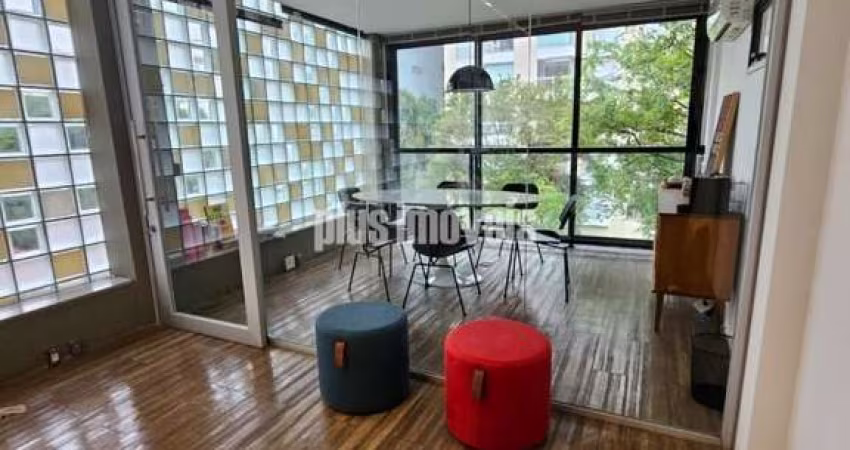 PINHEIROS - CONJUNTO COMERCIAL