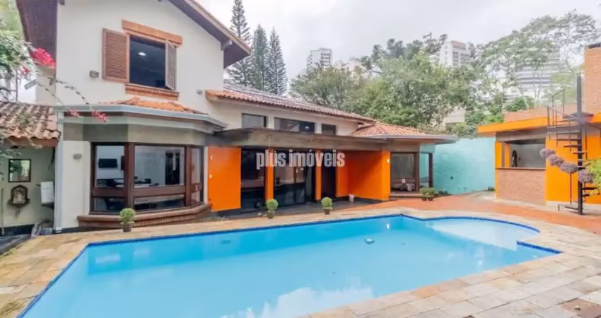 Entre ciadade jardim e  real parque 525,0m²au  4 dorms, 2 suítes, 4 gar -piscina churrasqueira