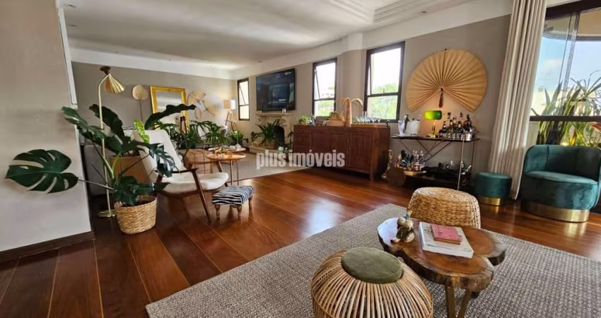 PRÓXIMO AO COLÉGIO PORTO SEGURO 198,0M² 4 DORMITÓRIOS, 2 SUÍTES, 3 GARAGEM + DEPÓSITO