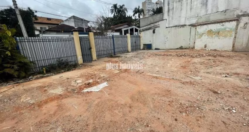 Terreno plano residencial, local nobre Granja Julieta