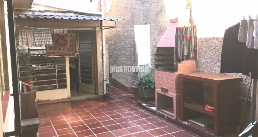 Sobrado com 2 Quartos e 2 banheiros à Venda, 200 m²