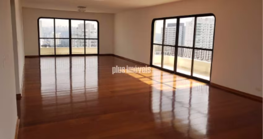 Alto da Boa Vista - Cobertura Duplex - Unica!