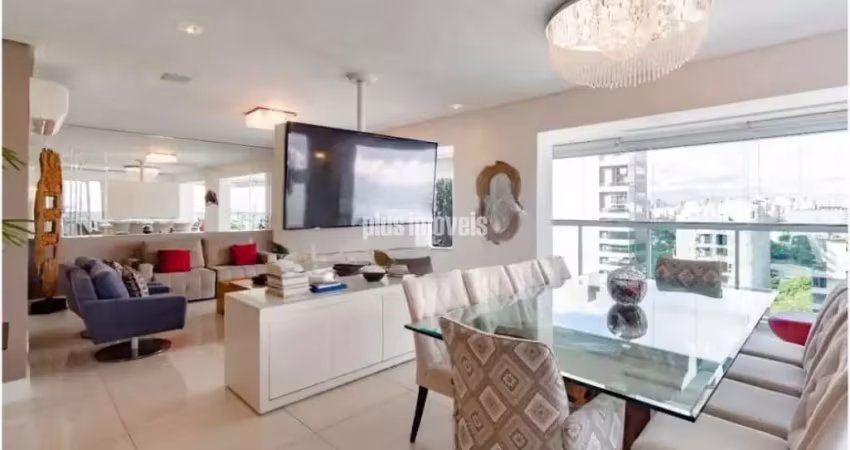 Cobertura Triplex em Moema - Conforto, Exclusividade e Vista Privilegiada