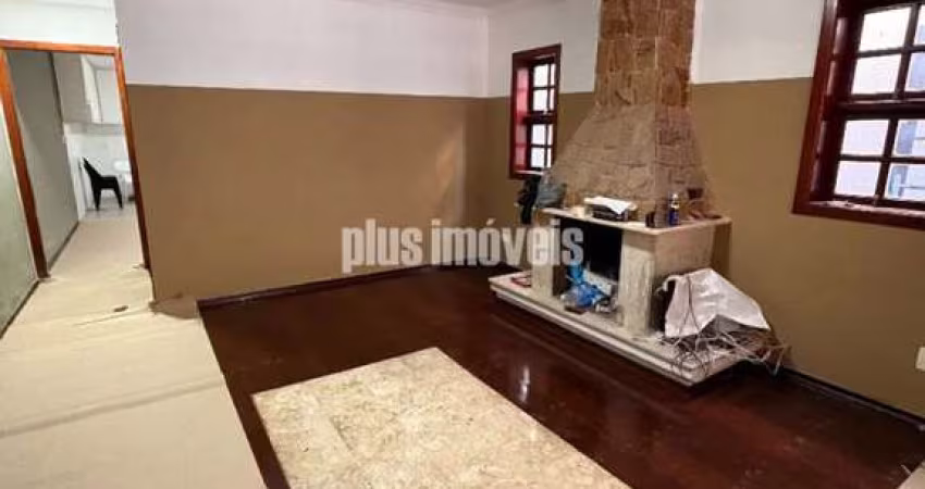 SOBRADO REFORMADO-4 QUARTOS- SUÍTE- 2 VAGAS- R$1.250.000,00
