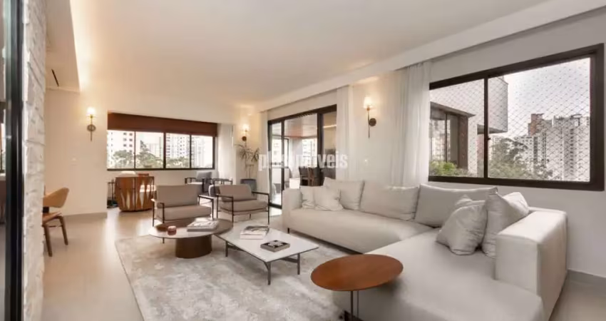 Apartamento para venda com 3 quartos, sendo 3 suítes, 244m²