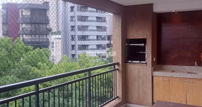 Apartamento com varanda gourmet, au 136,0 m2 com 4 vagas.