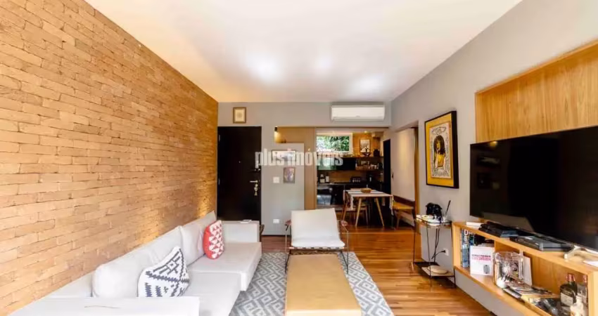 Pinheiros!  100,0m² 2 quartos, sendo 1 suite, 2 vagas!