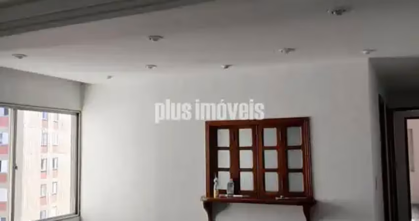 Morumbi apartamento, andar alto face norte, rua arborizada  escola graduada americana