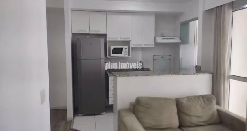 Apartamento tipo studio,  semi novo, mobiliado vista livre