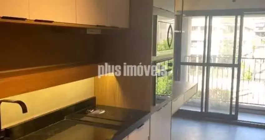 Studio á venda  região dos jardins, 500 metros do metro sumaré,  impecavél, 1 vaga.