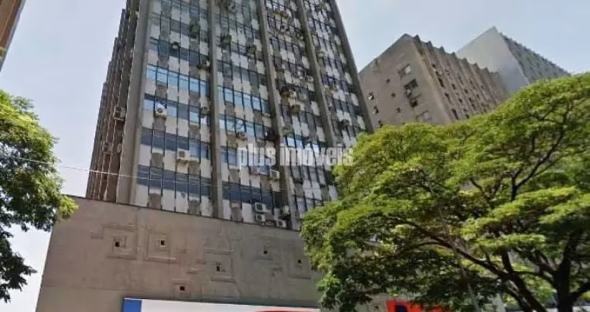 Conjunto comercial na av. brig. faria lima  com 448m²au