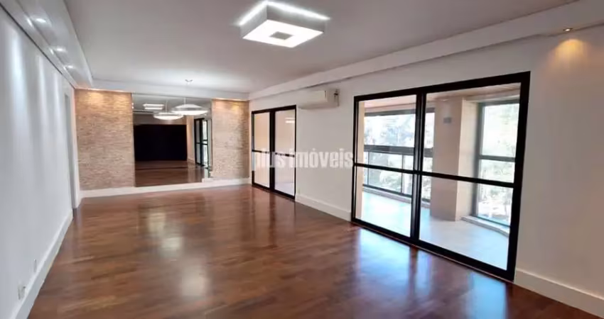 Villaggio panamby!  160,78m²au  4 dormitórios 2 suítes, 3 gar - living amplo voltado para o bosque.