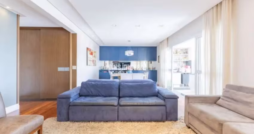Brooklin mobiliado!     175,0m²  3 suítes, 3 vagas demarcadas e fixas
