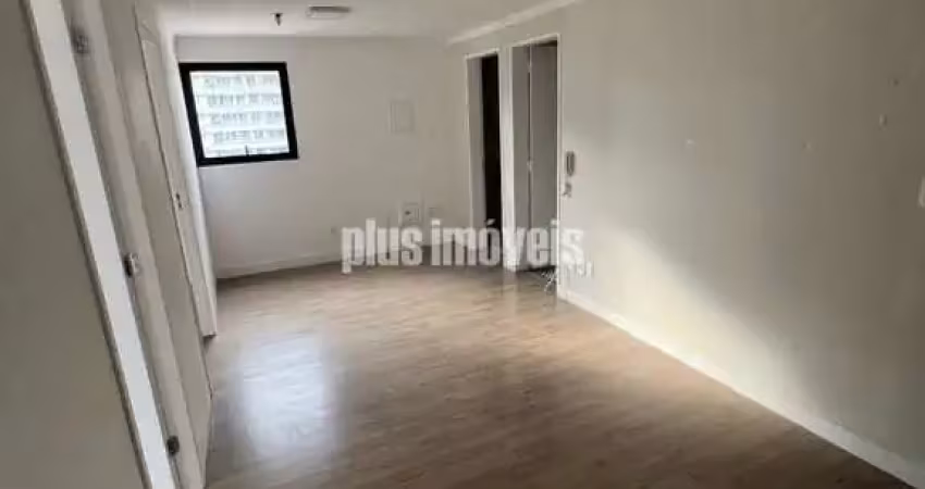 Sala comercial para alugar na Rua Bem-te-vi, 333, Moema, São Paulo