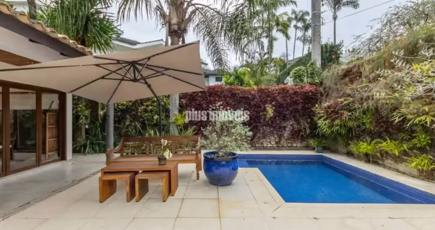 Panamby! casa no condomínio condominio vila verde para venda com 4 quartos, sendo 3 suítes, 500m²