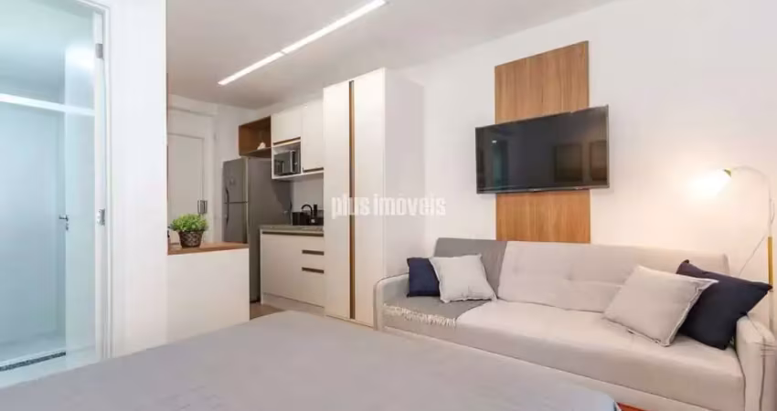 Studio mobiliado, com varanda e andar alto, ao lado do metrô alto da boa vista