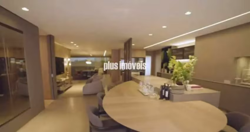 Apartamento   4 quartos  4 suites 4 vagas deposito no panamby