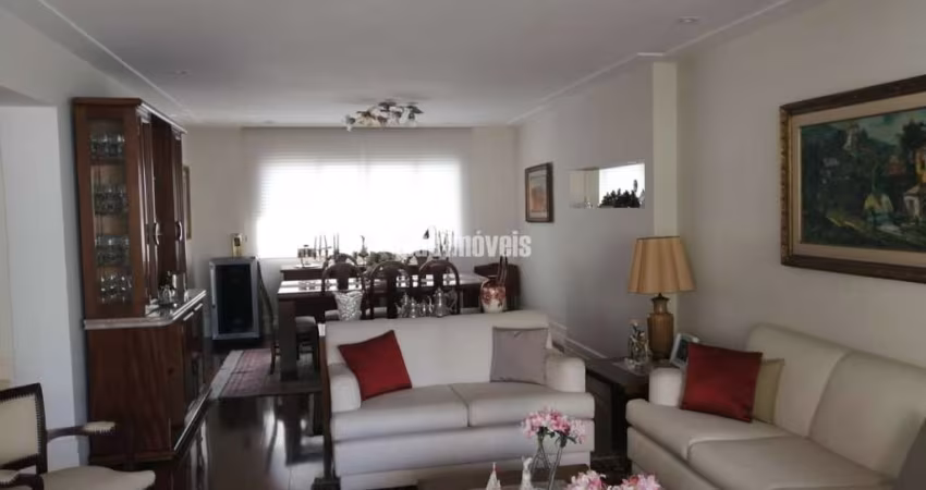 Apt área Nobre de Moema!200M 3 suites