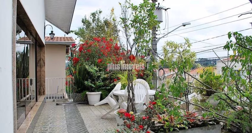 CASA DE VILA EM RUA FECHADA! OPORTUNIDADE!