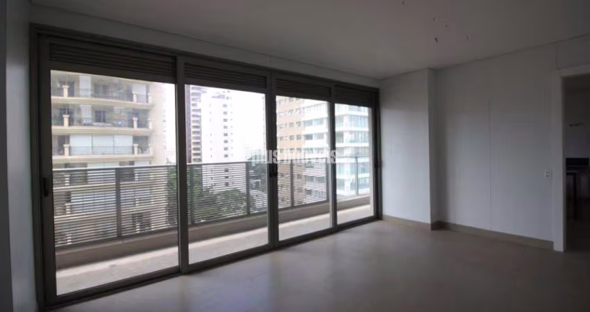Verdadeira 'mansão suspensa', com vistas deslumbrantes de São Paulo,