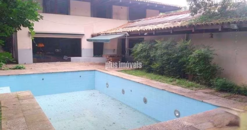 Excelente oportunidade casa com terreno grande em Pinheiros