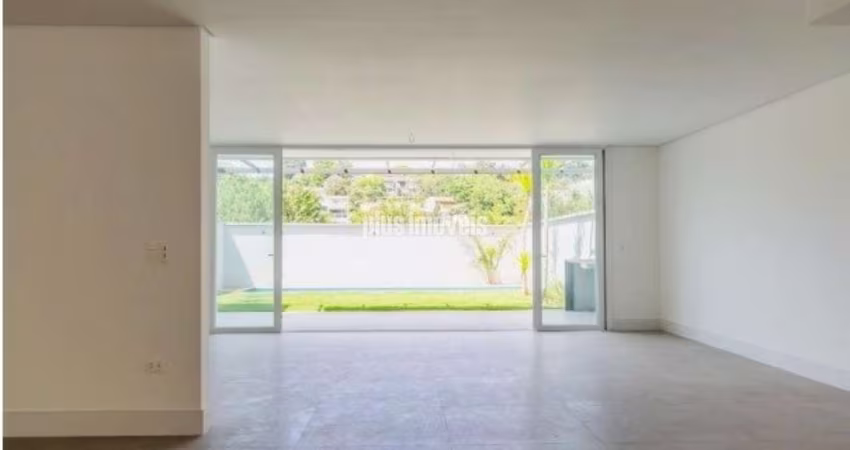 Casa de Condomínio com 4 suítes a venda no Jardim Cordeiro - São Paulo - SP