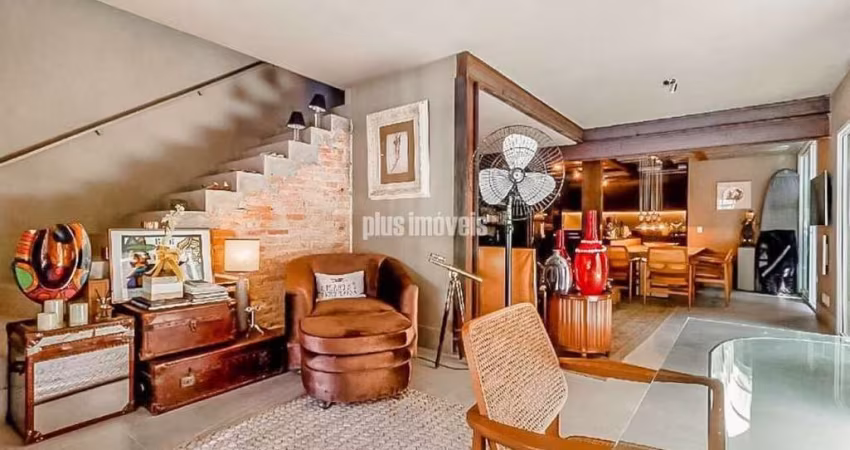 LINDA CASA DE VILA COM 130M² NO ITAIM