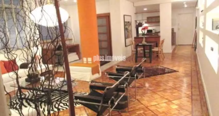 1) apartamento  de 115m² de área útil, reformado, pronto para morar