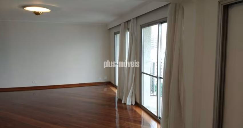 REFORMADO 170M² RUA TRANQUILA 2 VAGAS !!!