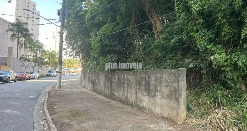 TERRENO NO MORUMBI COM 900M²