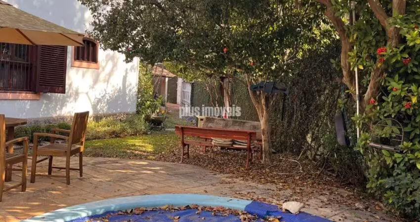 Alto de Pinheiros! 659m² de Terreno! Oportunidade!
