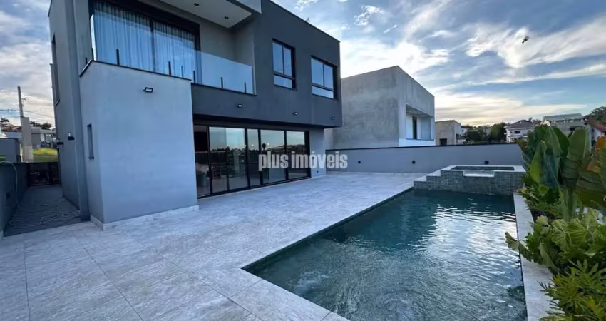 Casa Moderna NOVA ? Porteira Fechada ? 4 Suítes ? Vista Deslumbrante para Área Verde ? São Paulo II