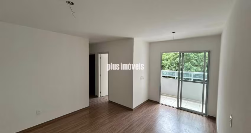 Apartamento com 3 Quartos à venda, 53m²
