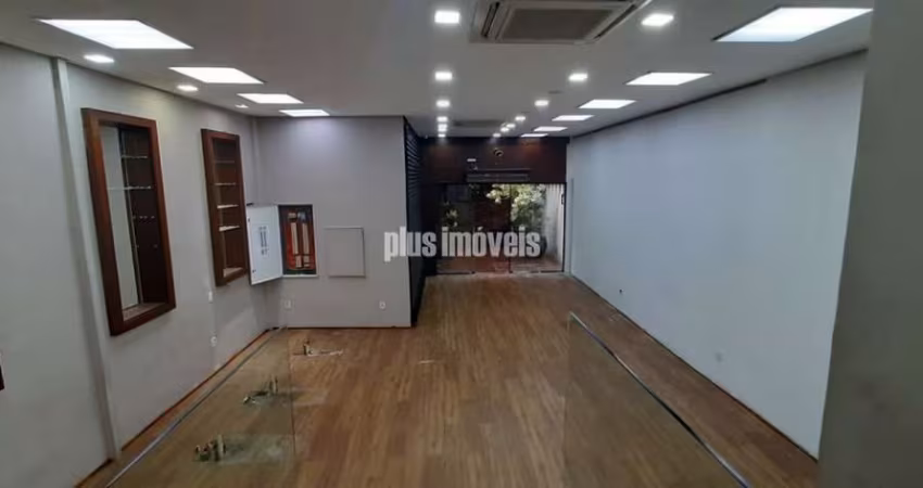 Prédio Comercial e 2 banheiros para Alugar, 269 m²