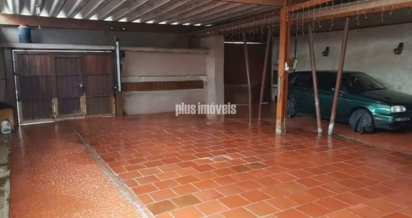 Sobrado com 3 Quartos e 4 banheiros à Venda, 500 m²