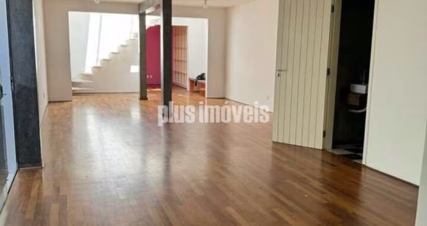 Casa estilo loft Pinheiros