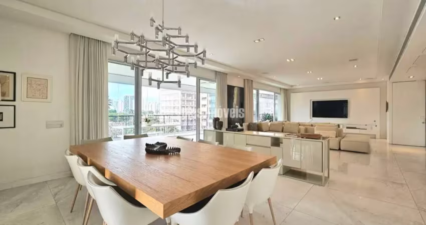 Apartamento com 4 quartos à venda na Avenida Açocê, 562, Moema, São Paulo