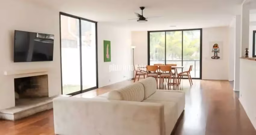Casa com 4 quartos à venda na Rua Simpatia, 450, Vila Madalena, São Paulo