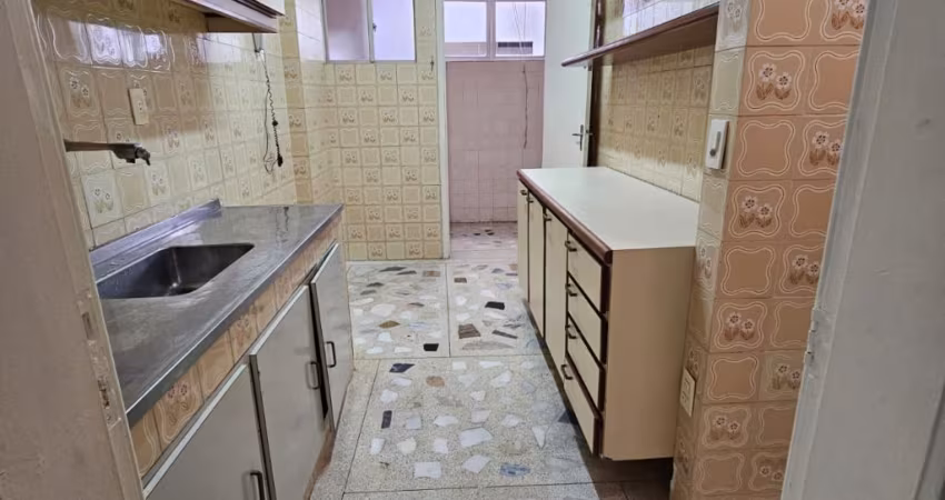 Apartamento com 3 quartos suíte 2 banheiros e Varanda