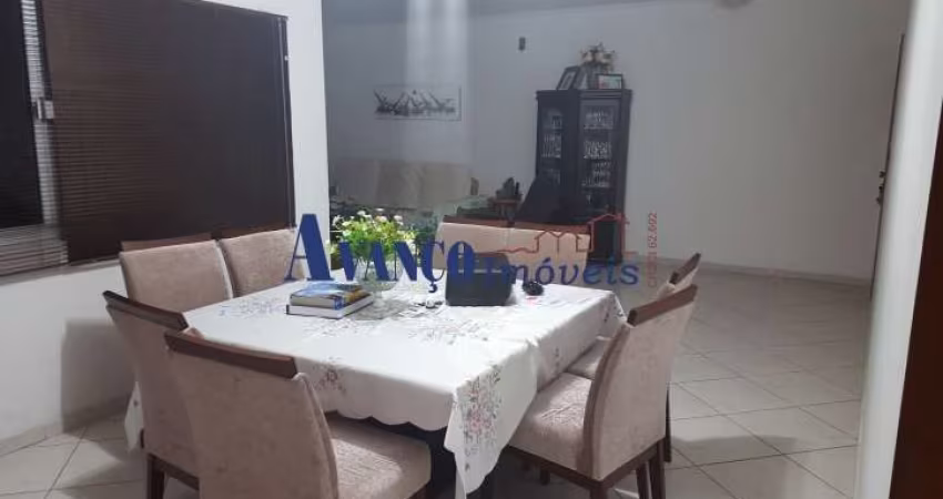 Cobertura Duplex com armários e piscina - Permuta casa em condomínio