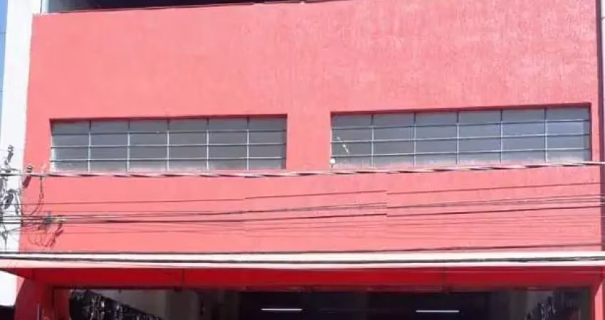 Salão comercial - excelente ponto com alto fluxo de pessoas