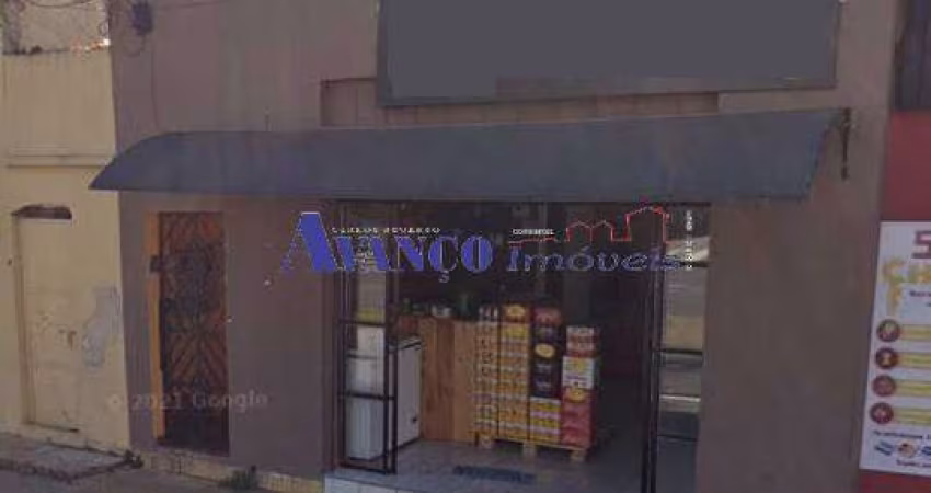 Casa com salão comercial á venda no Bairro Agapeama