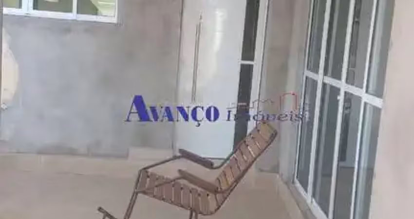 Jardim do lago - casa térrea reformada, faltando apenas pintura
