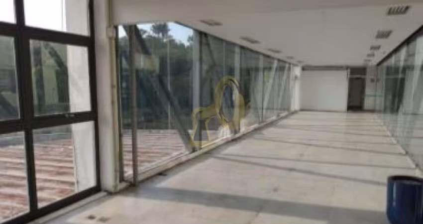 Prédio Comercial à Venda na Lapa, SP
