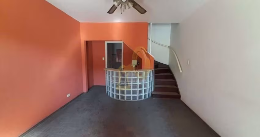 Casa à Venda no Coração de Pinheiros, SP