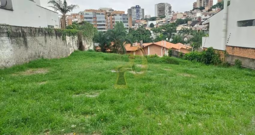 TERRENO NO JARDIM LEONOR